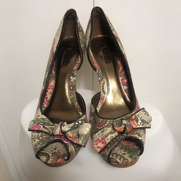 Unlisted Floral Open Toe Bow Heels/ Pumps Size 8.5 - Picture 4 of 8